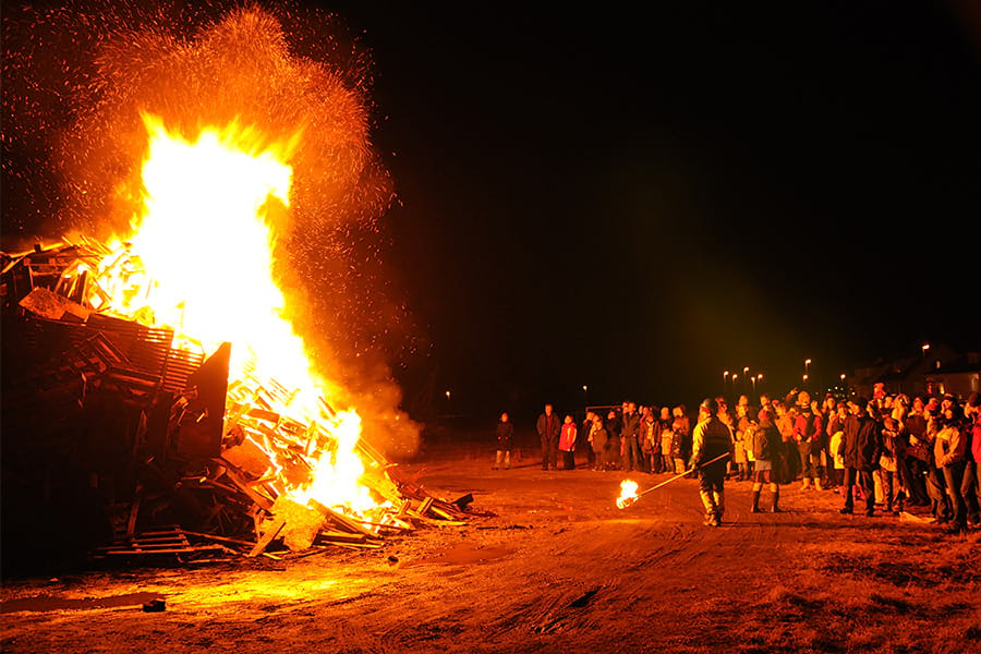 The brenna is fiery new years tradition