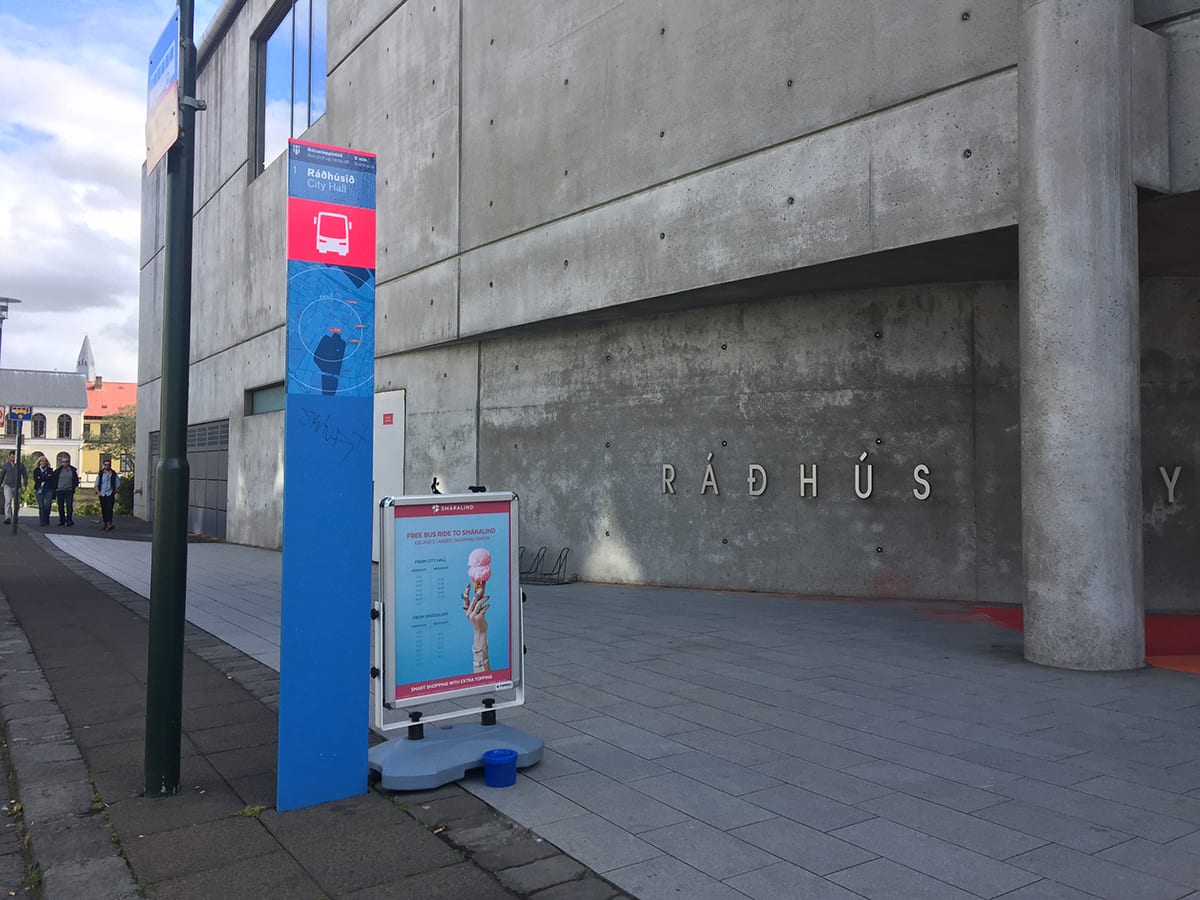 Bus stop 1 Ráðhúsið city hall