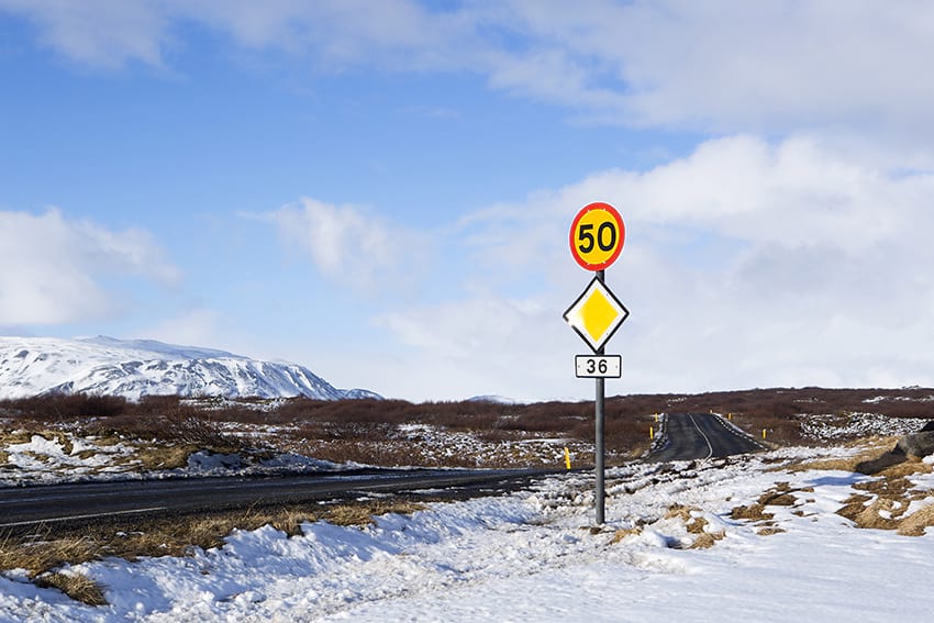 Speed limit in the highlands in Iceland